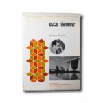 Image of the book Oscar Niemeyer