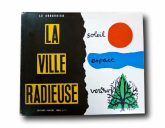 Photo showing the book La Ville Radieuse